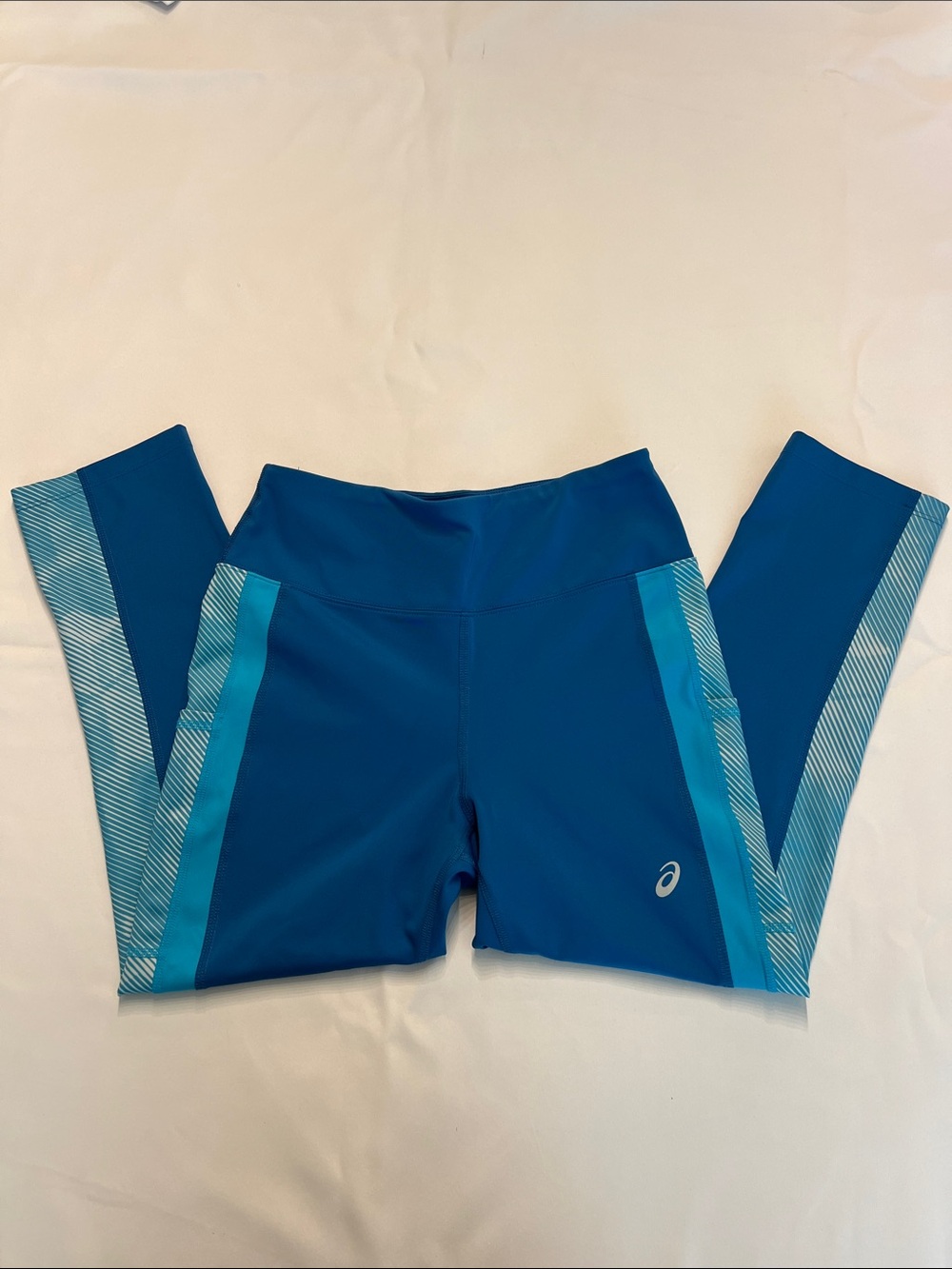 Asics Women's Teal and Aqua Leggings w/ 2 pockets size Med Excellent Condition